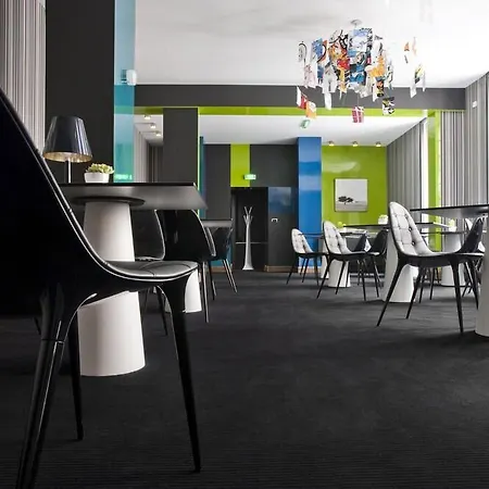 Hotel La Monnaie Arty & La Rochelle (Charente-Maritime)